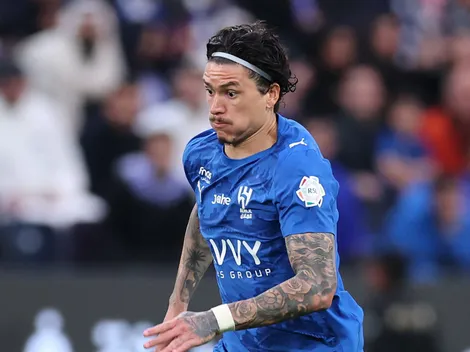 Darwin Nuñez pede para sair e negocia com o Fenerbahçe