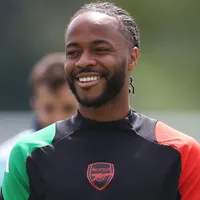 Palm City, dos Emiradores Árabes, quer contratar Sterling