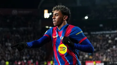 Lamine Yamal ultrapassa marca de 38 gols de Maradona em trajetória ascendente no Barcelona. (Foto de Angel Martinez/Getty Images)
