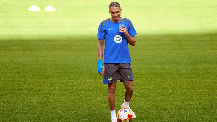 Raphinha em treinamento do Barcelona