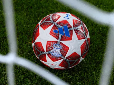 Uefa apresenta bola oficial da Champions Feminina