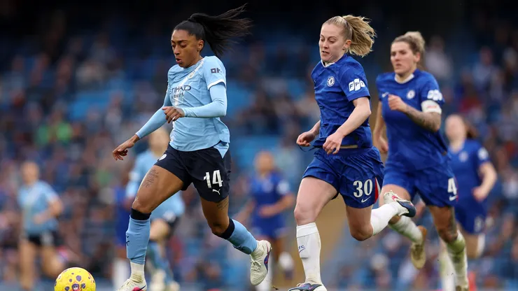 Jogadora brasileira vive grande fase no Manchester City - Foto: Nathan Stirk/Getty Images
