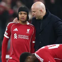 Liverpool e Chelsea encerram disputa financeira por transferência de Rio Ngumoha