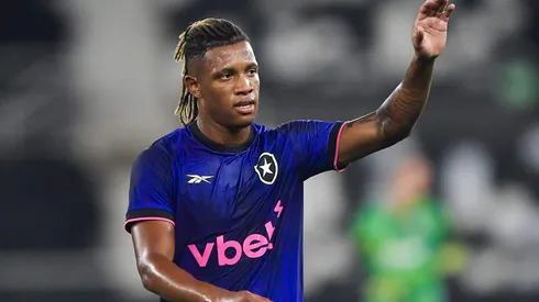 Zenit entra de vez na disputa com o Palmeiras para contratar Danilo, do Botafogo. Foto: Thiago Ribeiro/AGIF