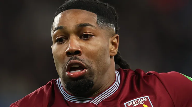Adama Traoré e Cucurella fazem as pazes ao vivo após briga que envolveu até João Pedro. (Foto: Richard Pelham/Getty Images)