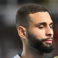 CSKA mira zagueiro Wagner Leonardo, do Grêmio