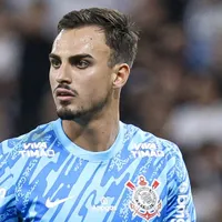 Shabab Al Ahli se acerta com o Corinthians e contrata Matheus Donelli