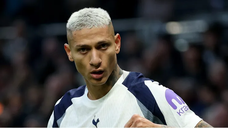 Richarlison, do Tottenham, decide priorizar o Flamengo em caso de retorno ao futebol brasileiro.(Foto: Eddie Keogh/Getty Images)