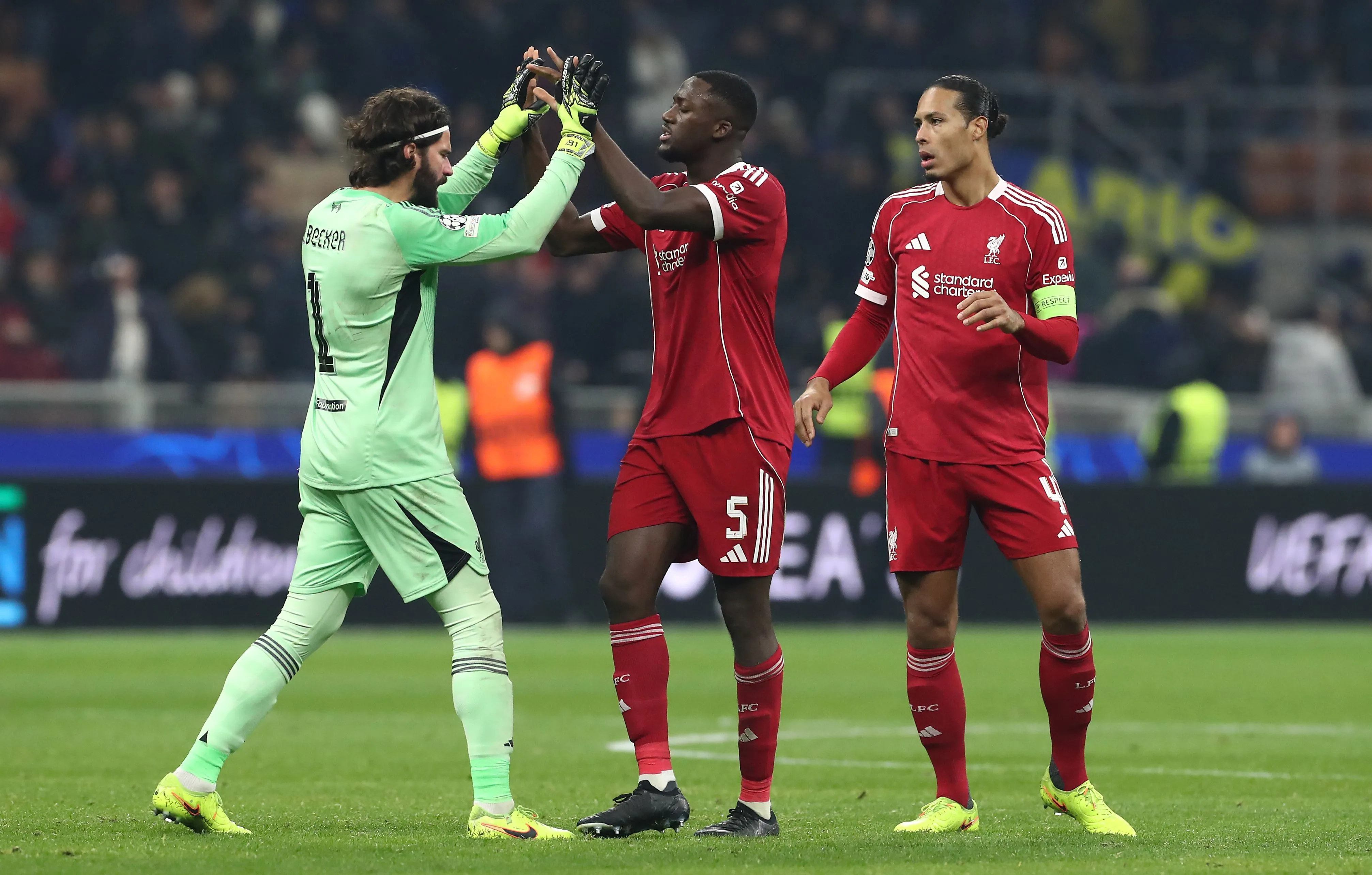 Konaté está entre Liverpool e Real Madrid. Foto: Marco Luzzani/Getty Images