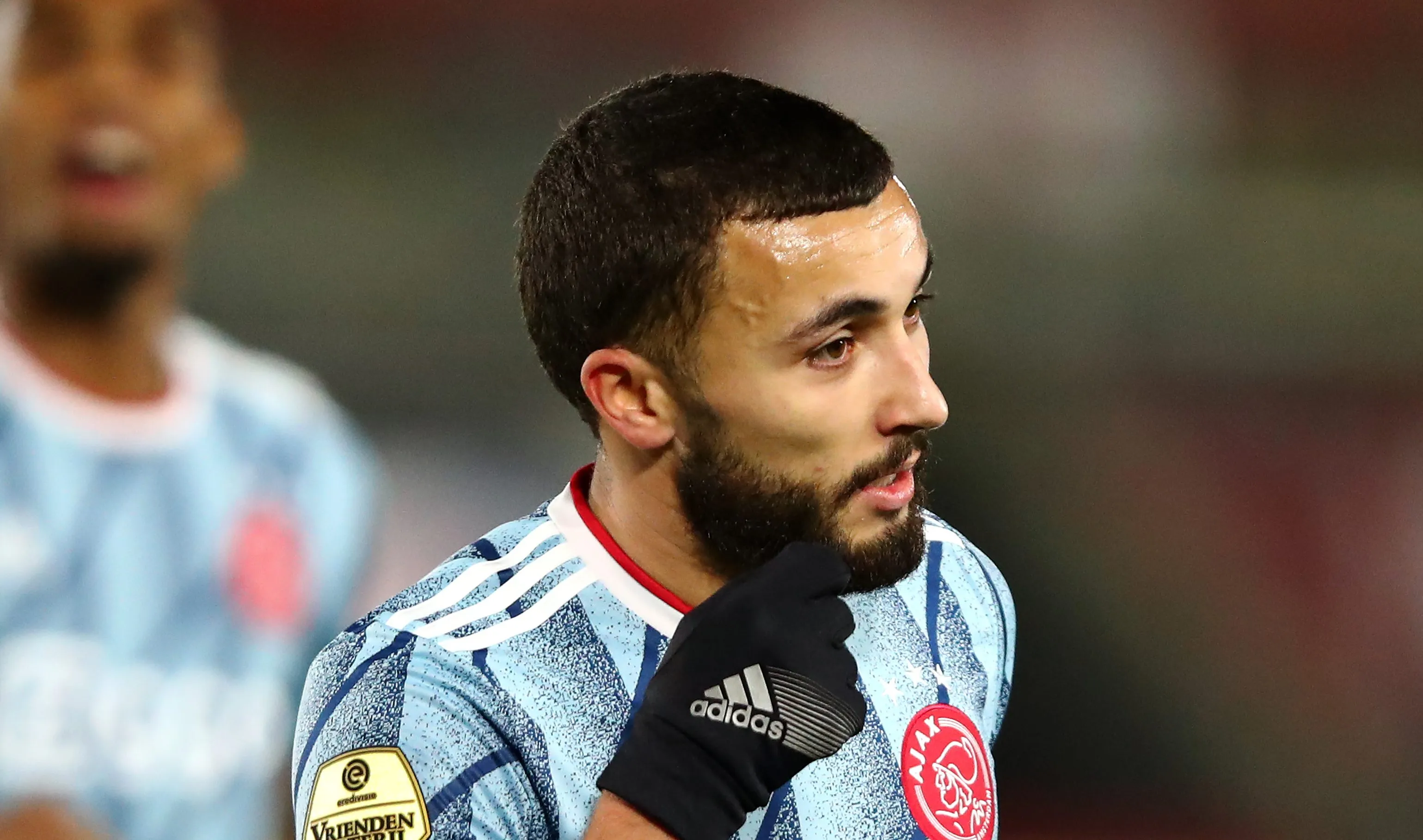 Zakaria Labyad em campo pelo Ajax
