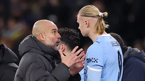 Haaland no Manchester City contra o Liverpool não é confirmado por Guardiola. (Photo by Kate McShane/Getty Images)
