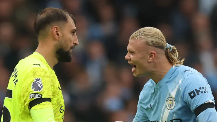 Haaland garante virada em Anfield e celebra atuação decisiva de Donnarumma. (Foto de Carl Recine/Getty Images)