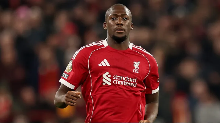 Konaté, zagueiro do Liverpool. (Photo by Kate McShane/Getty Images)