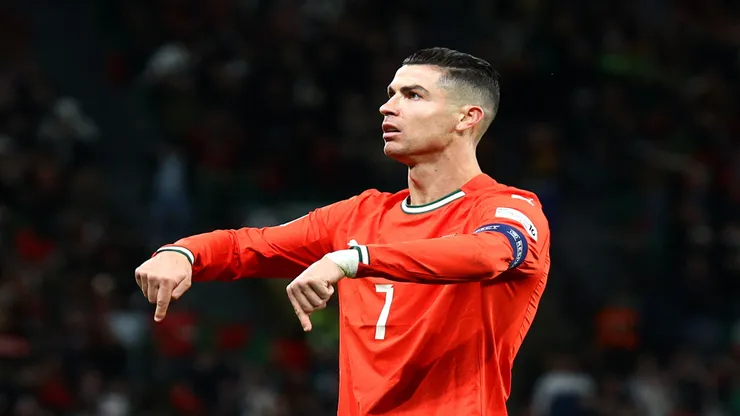 Cristiano Ronaldo em partida da Seleção Portuguesa em 2025 - Carlos Rodrigues/Getty Images