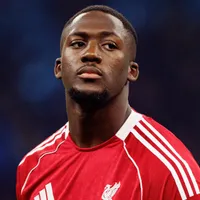 Reds colocam prazo até a Páscoa para Konaté definir futuro