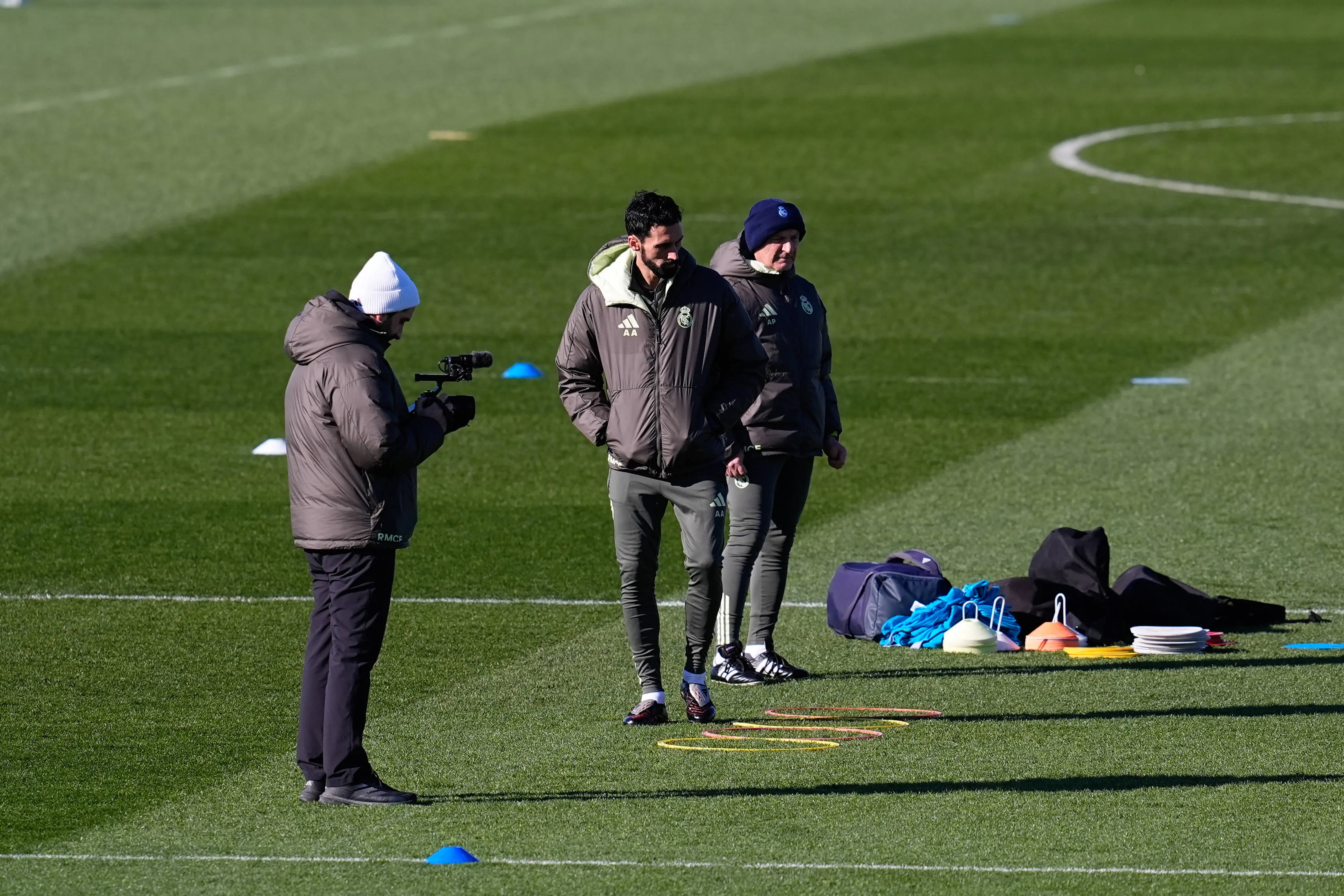 Alvaro Arbeloa e Antonio Pintus durante o dia de treinamento do Real.Madrid (Foto: IMAGO /&nbsp;ZUMA Press Wire).