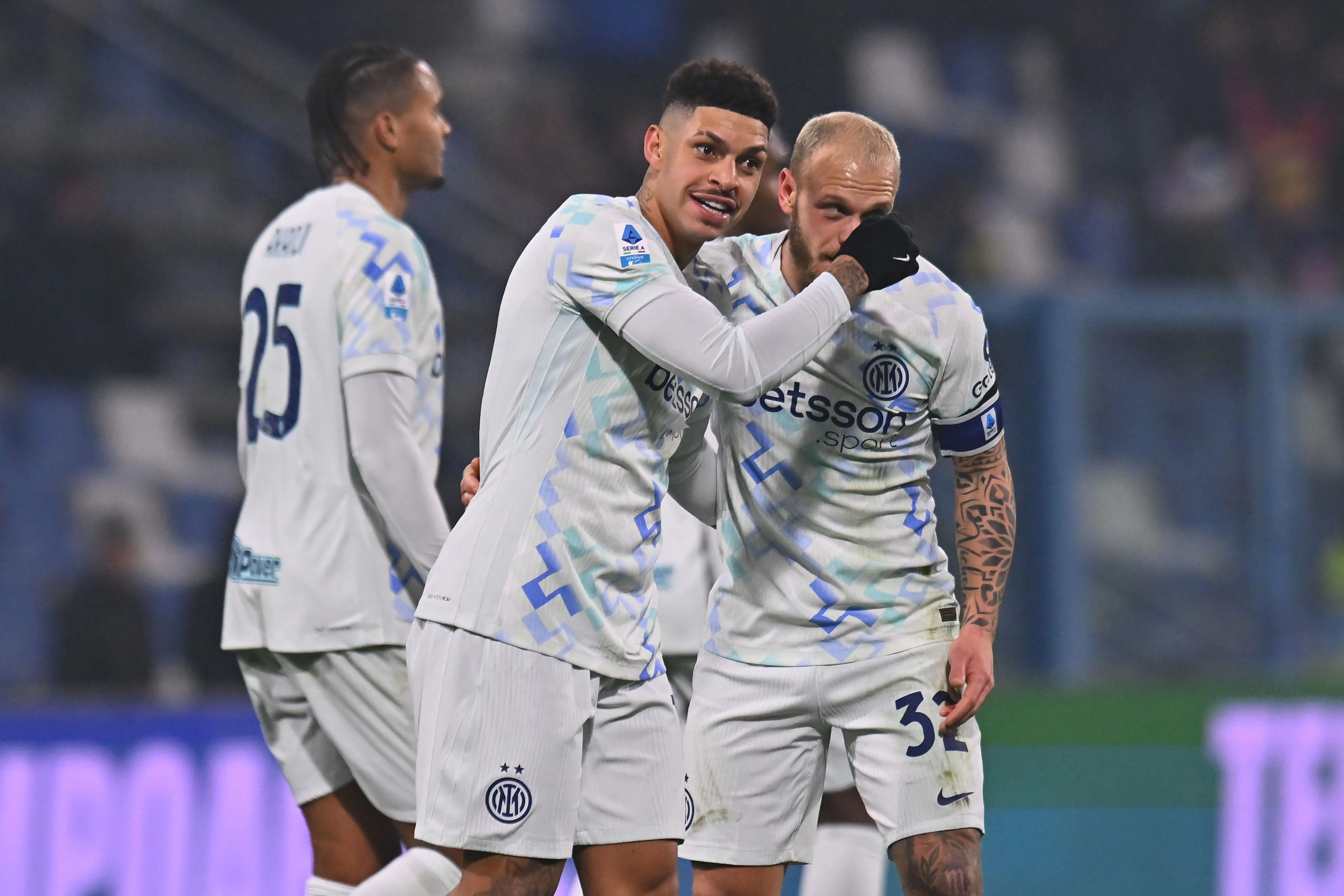 Luis Enrique ao lado de Federico Dimarco pela Inter de Milão (Photo by Alessandro Sabattini/Getty Images)