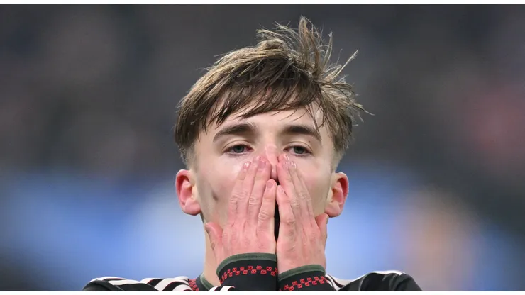 Lennart Karl minimiza queda de rendimento no Bayern de Munique. (Photo by Stuart Franklin/Getty Images)