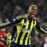 Alvo de Flamengo e Corinthians, Talisca explica acordo com Fenerbahçe