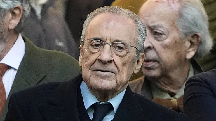 Florentino Pérez, presidente do Real Madrid, poderi financiar uma venda de um grande jogador. IMAGO / PsnewZ
