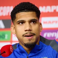 Ronald Araujo, do Barcelona, desabafa sobre afastamento dos gramados