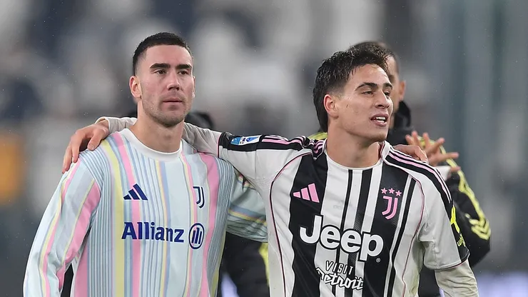 Vlahovic deve ir para o Barcelona após a Juventus, diz preparador da Sérvia. (Photo by Valerio Pennicino/Getty Images)