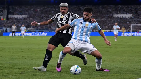 Marco Di Cesare, do Racing, em partida contra o Botafogo pela Recopa Sul-Americana 2025 – Marcelo Endelli/Getty Images
