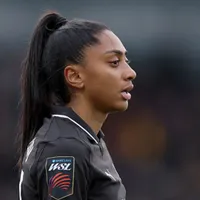 Kerolin vence prêmio e é destaque da WSL em janeiro