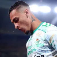 Antony joga com pubalgia e expõe dor constante no Betis