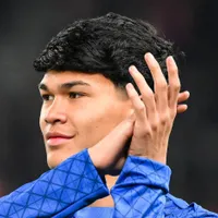 Deco diminui fato de o Barcelona perder Dro Fernández para o PSG