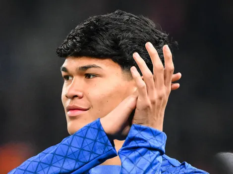 Deco diminui fato de o Barcelona perder Dro Fernández para o PSG