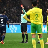 Endrick tem pena reduzida na França após árbitro admitir erro em expulsão