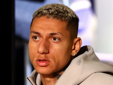 Richarlison perde a paciência com jornalista nas redes sociais