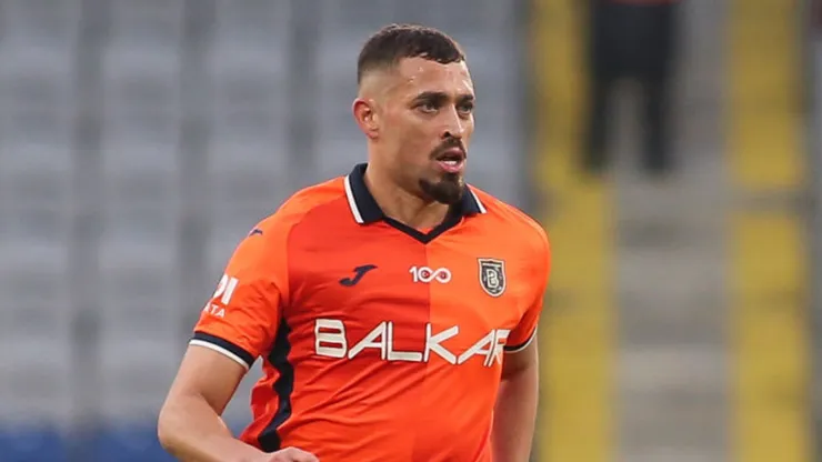 Léo Duarte está na mira do Fluminense. Ahmad Mora/Getty Images.