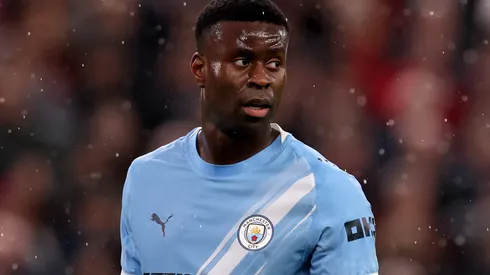 Marc Guehi em partida do Manchester City. (Photo by Carl Recine/Getty Images)
