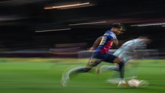 Yamal&nbsp;no duelo entre Barcelona x Atlético de Madrid na Copa do Rei de 2025 – David Ramos/Getty Images