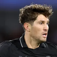 Bayern de Munique negocia contratação de Stones