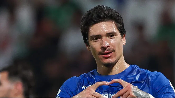 Darwin Núñez exige salário de mais de R$ 8 milhões ao Flamengo. Foto: bYasser Bakhsh/Getty Images