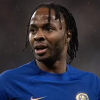 Sterling fecha acordo para defender o Feyenoord, da Holanda