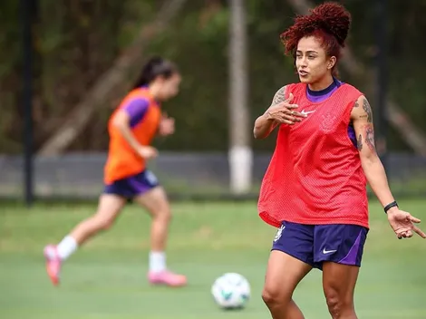 Paola Garcia, volante do Corinthians, é premiada