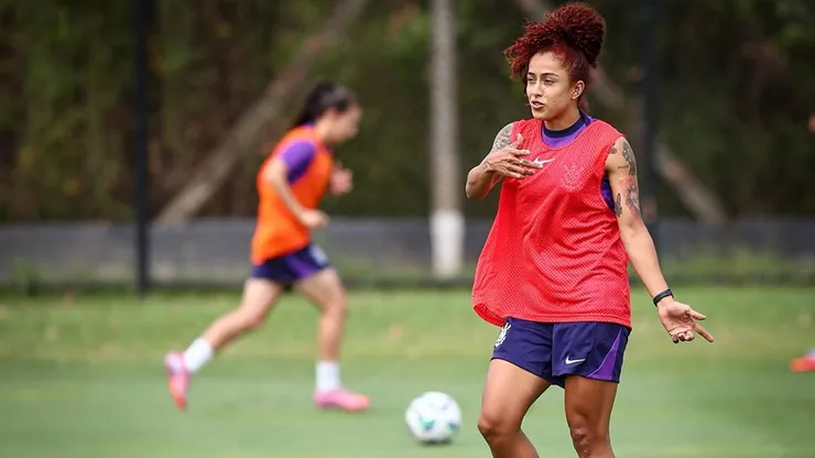 Paola Garcia conquista prêmio individual por conta da temporada de 2025 pelo Deportivo Cali - Foto: Rodrigo Gazzanel/Corinthians