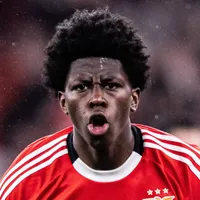 Manchester United e PSG entram na briga por Anísio Cabral, promessa do Benfica