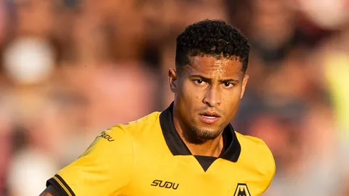 João Gomes deverá permanecer na Europa; Foto: Judit Cartiel/Getty Images