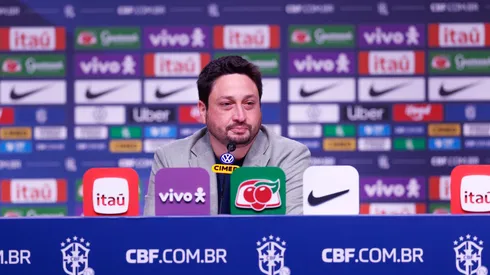 Arthur Elias celebra o retorno da jogadora brasileira a Seleção – Foto: Rafael Ribeiro/CBF