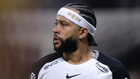 Nice desiste de Depay após rever planejamento esportivo. Foto: Marcello Zambrana/AGIF