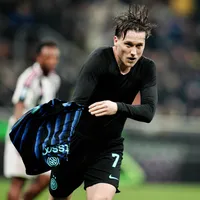 Inter de Milão supera Juventus em clássico de cinco gols e se firma no topo