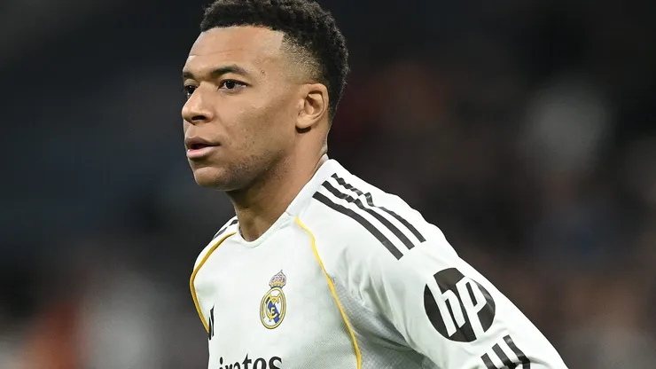 Mbappé fica no banco em vitória do Real Madrid e gera debate: "Vini jogando...". (Foto: Denis Doyle/Getty Images)