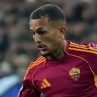 Napoli e Roma se enfrentam às 16h45