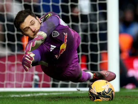 Lucas Perri pega pênalti e vira herói em classificação do Leeds United