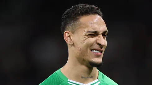 Antony vive grande fase e pressiona Ancelotti na Seleção Brasileira. Foto: Florencia Tan Jun/Getty Images